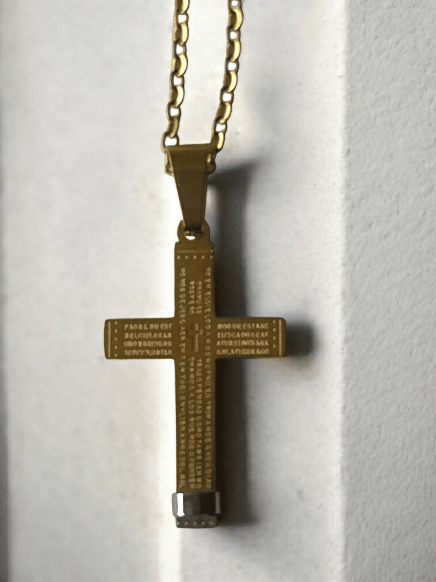Pendentif croix avec chaîne acier inoxydable - Claudine Biker Shop