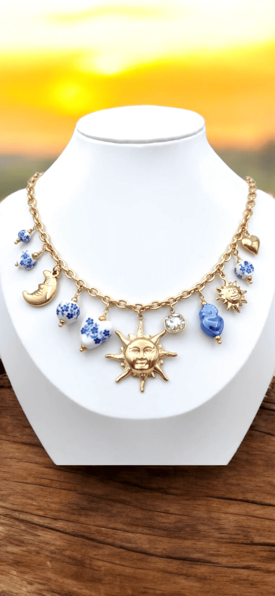 Collier soleil breloque - Claudine Biker Shop